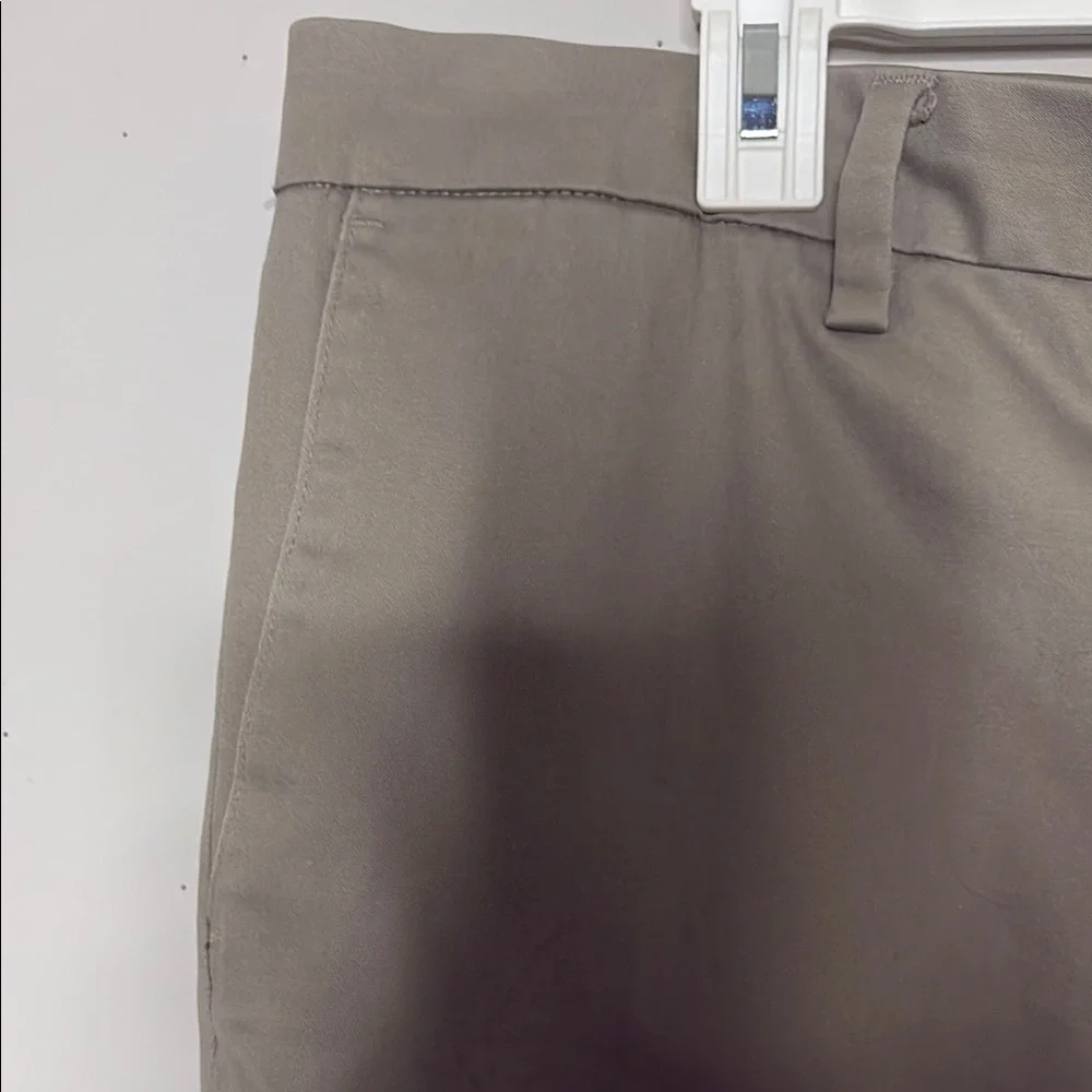 Dockers Men's Khaki Chinos
